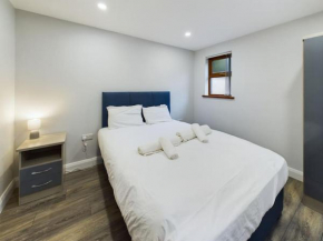 Modern 2 bed off Lisburn Road